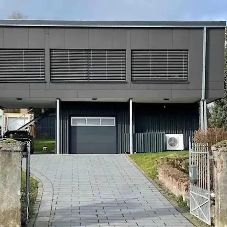 Hunsrueck, Naehe Mosel, Etwas Andere Haus * Peterswald-Loffelscheid